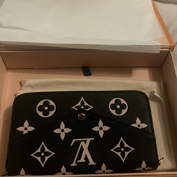 Louis vuitton - Picture 3 of 11